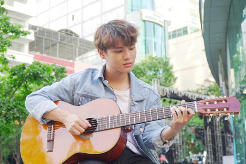 Phạm Đình Thái Ngân: 'Trước Mắt biếc tôi từng nghĩ sẽ về quê cưới vợ'