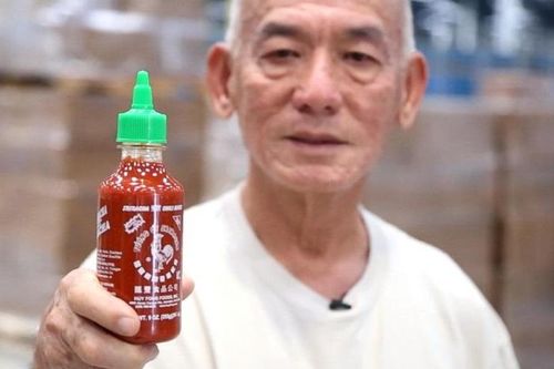 Ông chủ hãng tương ớt vừa bị thu hồi tại Australia là ai?
