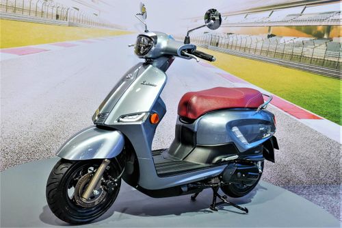 Xe ga Suzuki Saluto 125 ra mắt - kiểu dáng cổ điển, trang bị smartkey