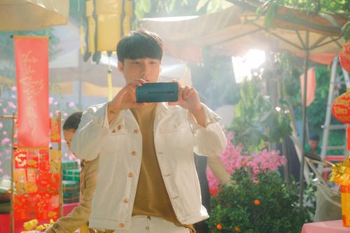 Nên chọn smartphone gì cho gia đình mùa Tết này?