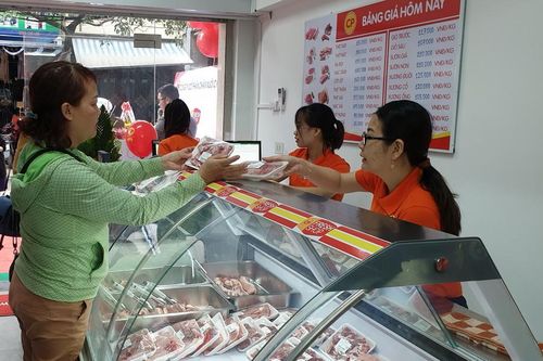 Đà Nẵng: Khai trương cửa hàng bán bình ổn giá thịt lợn dịp Tết