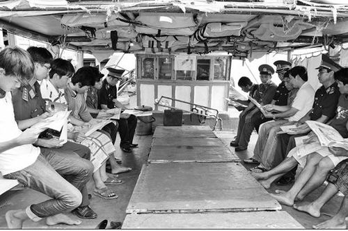 Tuyên truyền pháp luật cho ngư dân