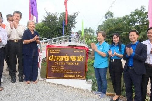 Khánh thành cầu mang tên Anh hùng Nguyễn Văn Bảy