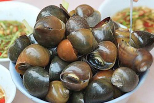 Gây bỏng cho vợ 30% vì cho rằng ăn ốc không trừ phần cho mình