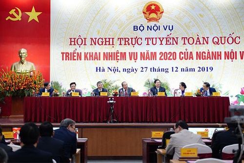 Sáp nhập huyện xã: Cán bộ dôi dư hưởng 3 tháng lương/năm nghỉ hưu trước tuổi