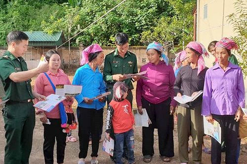 Tuyên truyền pháp luật cho nhân dân biên giới