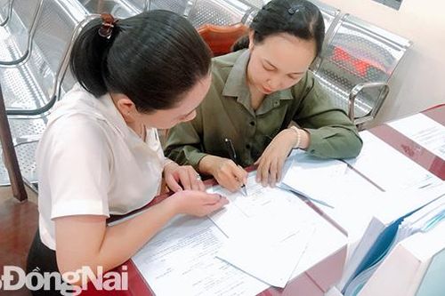 Từ chính quyền quản lý sang chính quyền phục vụ