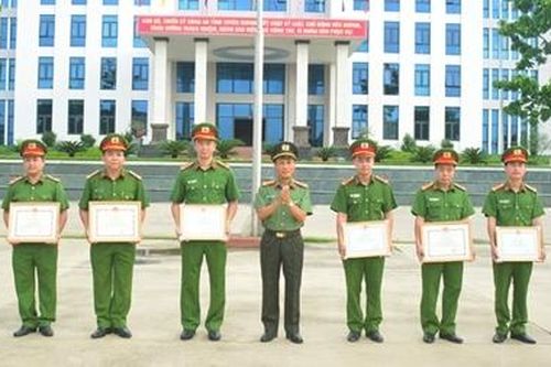 Đảm bảo an ninh trật tự, góp phần phát triển kinh tế - xã hội