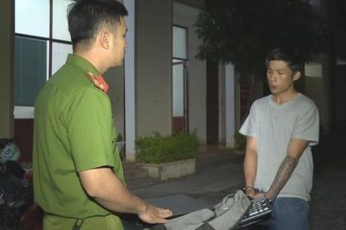 Bắt thanh niên 'dọn' sạch tài sản của bạn cùng phòng