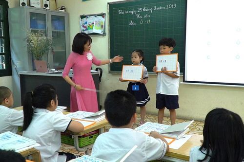 Sách giáo khoa mới hỗ trợ cách dạy học tích cực thế nào?