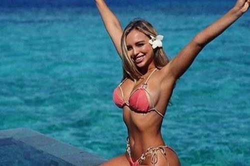 Cậu ấm cô chiêu vung tiền cho kỳ nghỉ cuối năm
