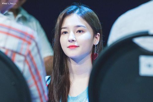 5 nữ tân binh sở hữu visual nổi bật nhất 2019