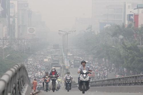 TP Hồ Chí Minh: Không khí trở xấu, AQI nhiều nơi trên 150