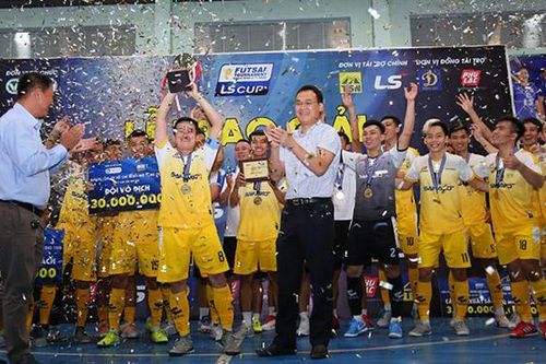 Tuyển futsal Việt Nam thu nhỏ thất bại ở giải futsal TPHCM mở rộng