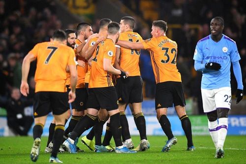 Wolves 3-2 Man City: Màn ngược dòng khó tin của 'Bầy sói'