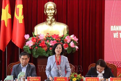 Cần thay đổi nhận thức, tháo gỡ rào cản trong công tác cán bộ nữ