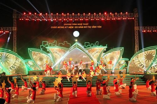 Tổ chức Chương trình nghệ thuật đặc biệt kỷ niệm 120 năm đô thị Vĩnh Yên
