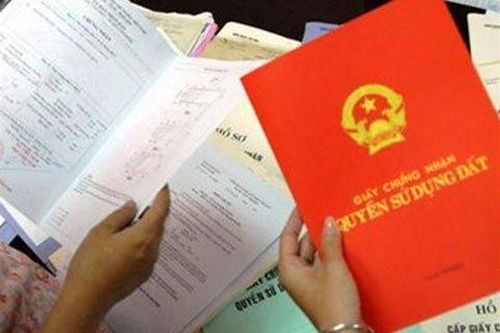 Thay đổi hộ khẩu thường trú có cần đính chính trên Sổ đỏ?