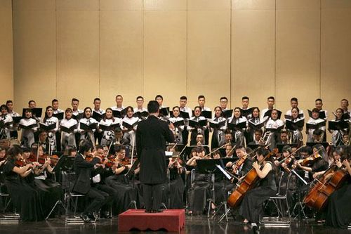 Cuộc 'bắt tay' giữa nhạc cổ điển và rock