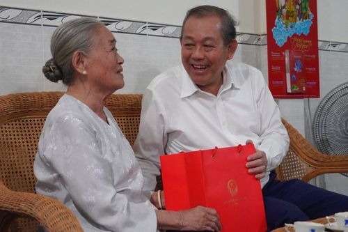 Phó Thủ tướng trao bằng công nhận TP Vị Thanh đạt đô thị loại II