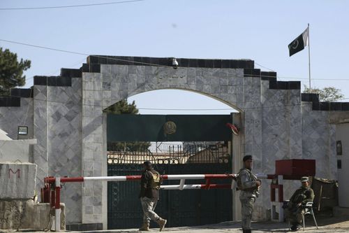 Sau 2 tháng tạm đình chỉ, Pakistan mở lại đại sứ quán ở Afghanistan