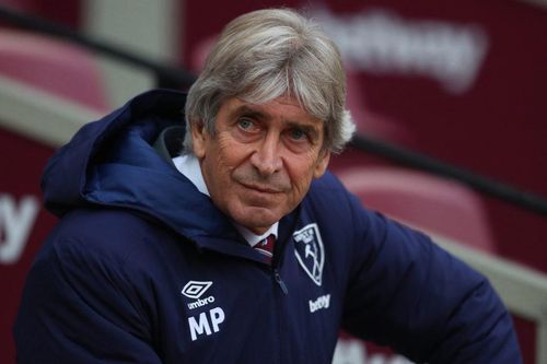 Thúc thủ trước Leicester City, West Ham sa thải HLV Pellegrini