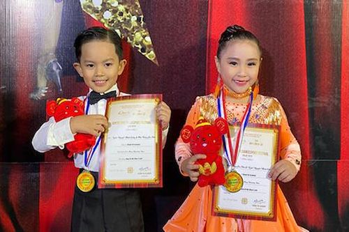 Con trai 4 tuổi của Khánh Thi đoạt giải dance sport