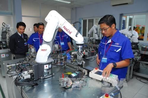 Nâng cao chất lượng nguồn nhân lực - Bài 2: Đào tạo nghề hướng đến tiêu chuẩn quốc tế