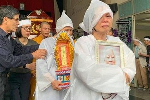 Phát 'Mẹ yêu con' tiễn đưa nhạc sĩ Nguyễn Văn Tý