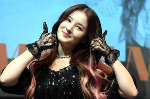 Mỹ nhân Kpop khoe vóc dáng sau giảm cân