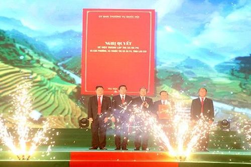 Sa Pa chính thức lên Thị xã