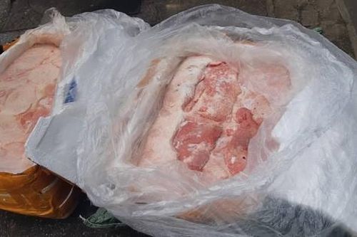 Bắt 2 container nhập lậu đồ đông lạnh Trung Quốc tại sân siêu thị MM Mega Market