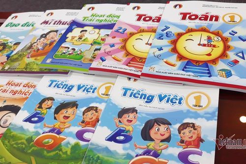 Bộ Giáo dục yêu cầu công bố giá SGK lớp 1 mới trước 15/2/2020