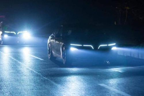 Đèn LED giúp tiết kiệm nhiên liệu hơn so với Halogen và Xenon