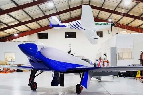 Máy bay chạy hoàn toàn bằng điện Rolls-Royce ACCEL chuẩn bị lập kỷ lục thế giới