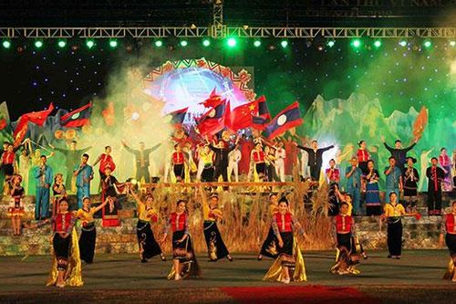 Khai mạc Lễ hội ném còn 3 nước Việt - Lào - Trung lần thứ VI năm 2019