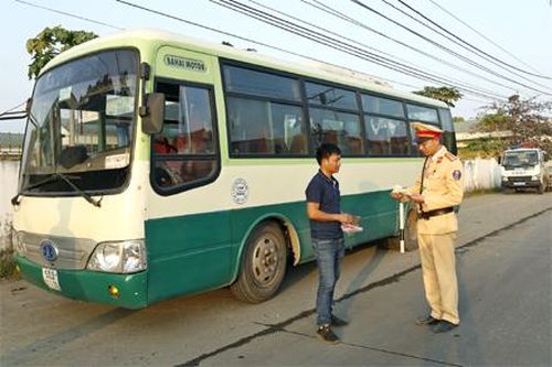 Công an thành phố Tam Điệp tăng cường đảm bảo trật tự ATGT những tháng cuối năm