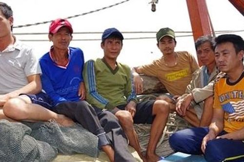 'Tổ đoàn kết' - điểm tựa của ngư dân trên biển