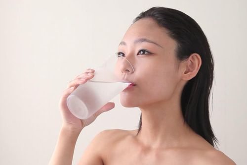 Người Nhật đã khám phá ra nước ion kiềm như thế nào?