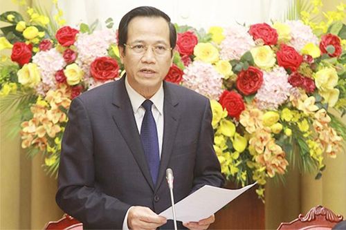 Bộ trưởng Đào Ngọc Dung cảnh báo nguy cơ đánh cắp nhân lực