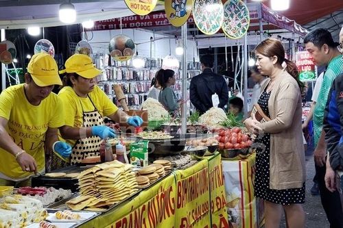 Đà Nẵng: Hàng hóa ổn định giá dịp Tết Dương lịch
