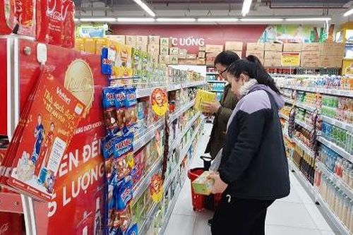 Bình ổn thị trường dịp cuối năm