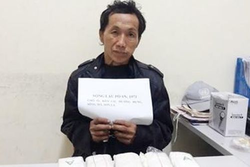 Bắt kẻ bán lẻ ma túy, thu 15.000 viên ma túy tổng hợp