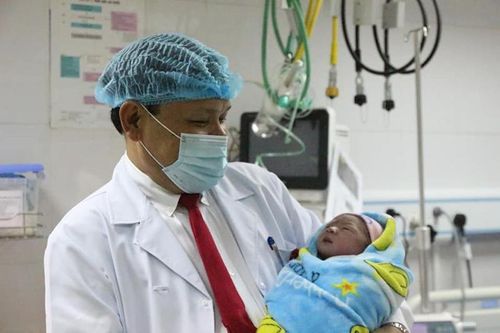 Chào đón 'thiên thần' đầu tiên của năm 2020