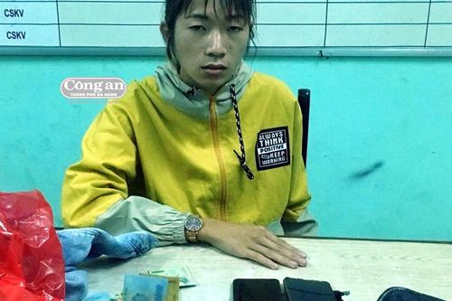 'Đạo chích' đi chợ!