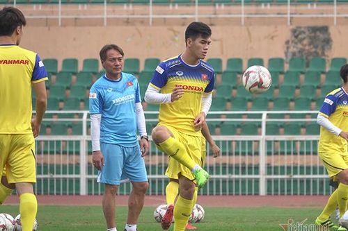 Sao U23 Việt Nam đáp cực gắt 'Messi Thái' sau lời khiêu chiến