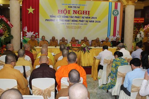 Q.3 : Phật sự thành tựu nhờ đoàn kết nội bộ