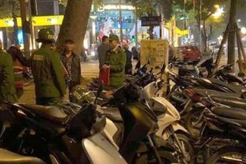 Xử phạt nhiều bãi xe 'chặt chém' dịp Tết Dương lịch