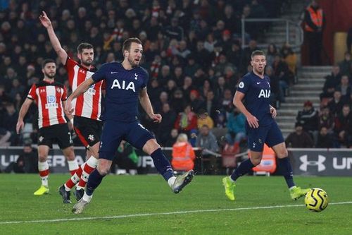 Mourinho muốn đổi tên VAR sau trận thua