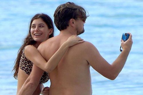 Bạn gái kém 23 tuổi đón năm mới cùng Leonardo DiCaprio